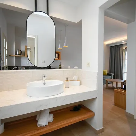 Elena Village 4*