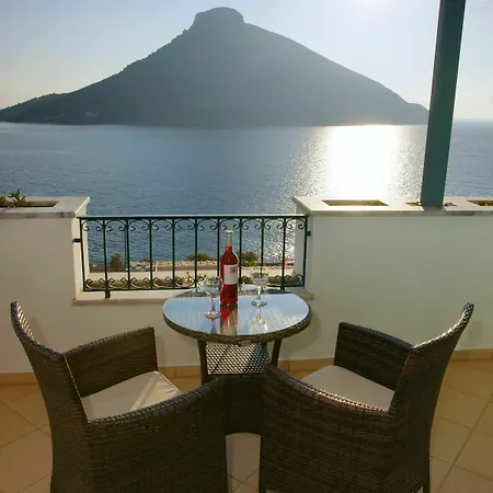 Elena Village Lejlighedshotel Myrties