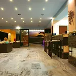아파트호텔 Elena Village &