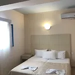 Elena Village & 아파트호텔 Myrties