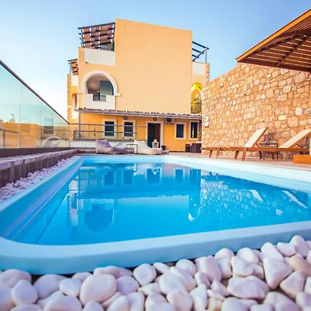 Elena Village & 4*