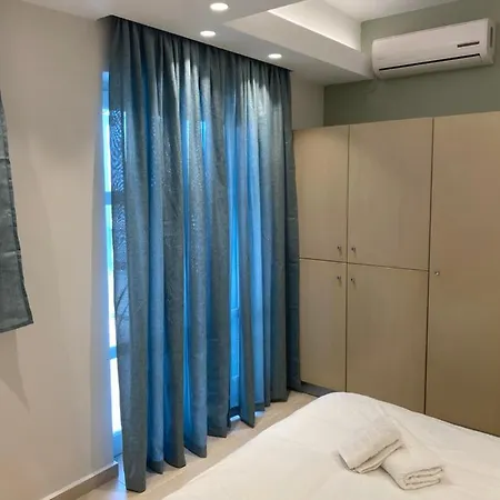 Elena Village & Aparthotel 4*