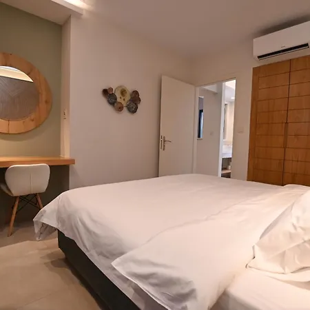 Elena Village & Aparthotel 4*