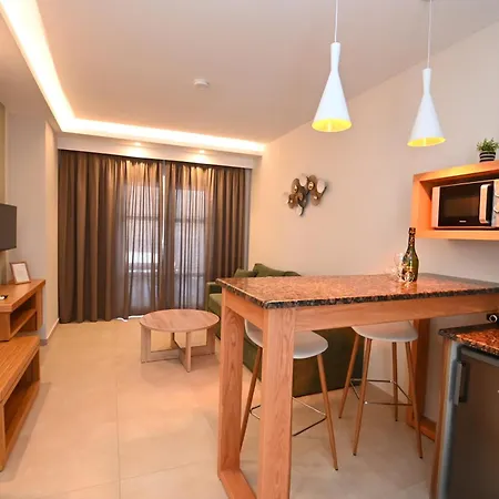 Elena Village & شقة فندقية