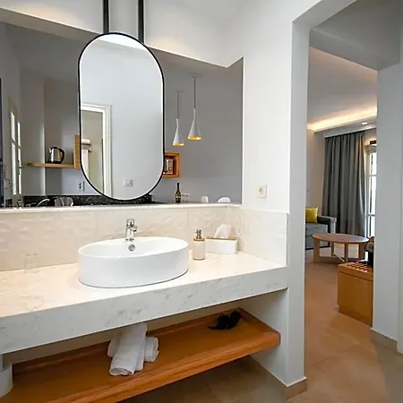 Elena Village & Апарт-отель 4*