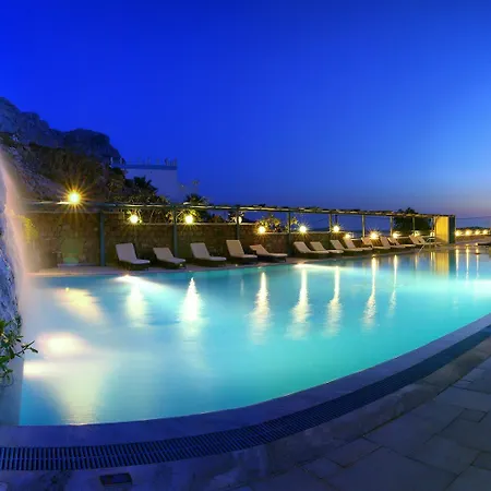 Apartmanhotel Elena Village 4*