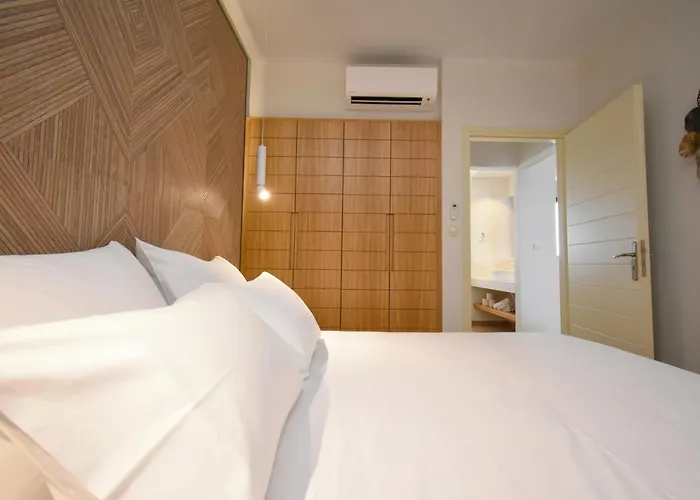 Elena Village & شقة فندقية 4*