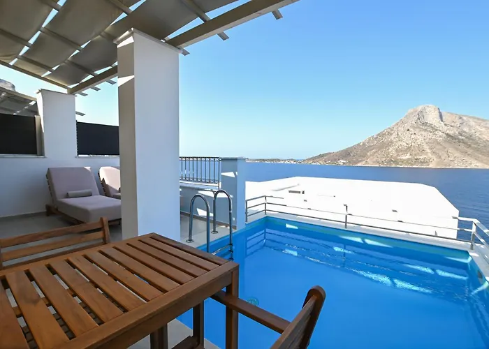 Aparthotel Elena Village Hotel&suites 4*