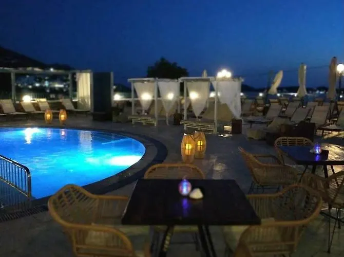 Elena Village & شقة فندقية