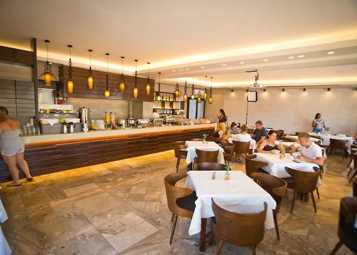 Elena Village & شقة فندقية 4*